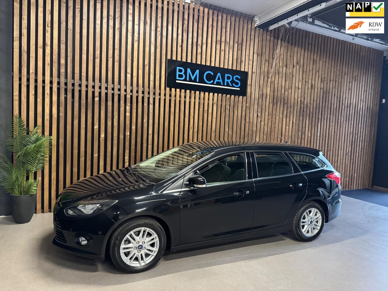 Ford Focus Wagon - 1.6 TI-VCT Titanium CLIMA , CRUISE, TREKHAAK - AutoWereld.nl