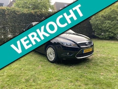 Ford Focus - 1.6 Titanium I Airco I Parkeersensoren I Navi I Trekhaak I Bluetooth I Etc