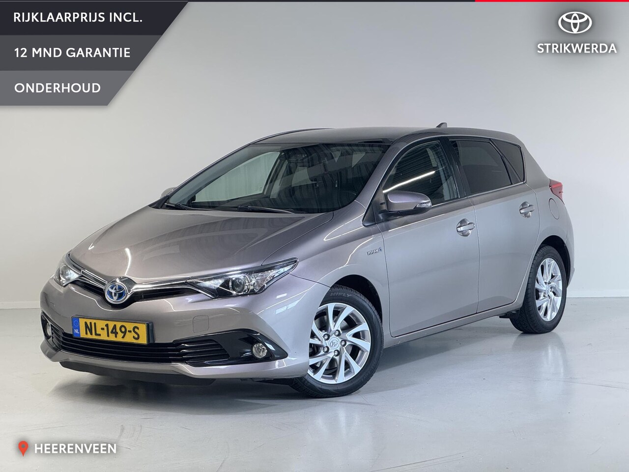 Toyota Auris - 1.8 Hybrid Dynamic | panorama-dak | Camera | - AutoWereld.nl