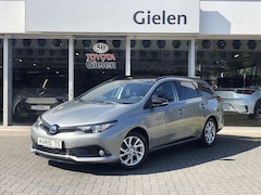Toyota Auris Touring Sports - 1.8 Hybrid Black Edition Go | Trekhaak, Parkeersensoren, Navigatie, Keyless, Safety Sense,