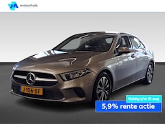 Mercedes-Benz A-klasse - Limousine A180 136PK AUTOMAAT BUSINESS SOLUTION NAVI PDC TEL LED NAP