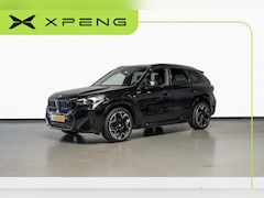 BMW iX1 - xDrive30 Launch Edition 67 kWh Apple CarPlay | Harman Kardon | Panoramadak | 20"Velgen | M