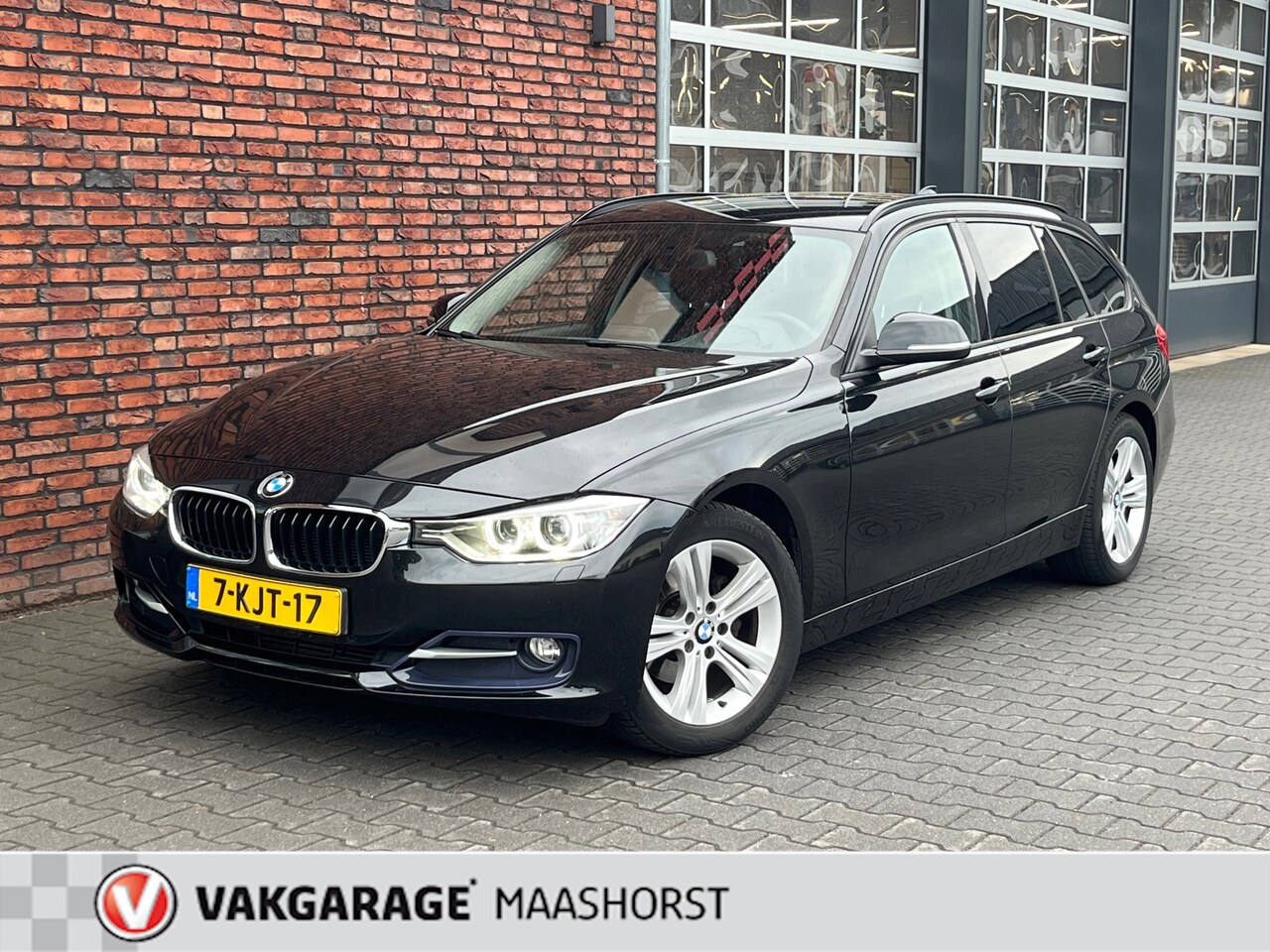 BMW 3-serie Touring - 316i Executive Sport ParkeerSensoren/LED/Navi/Clima/Airco/Cruise/Bluetooth - AutoWereld.nl