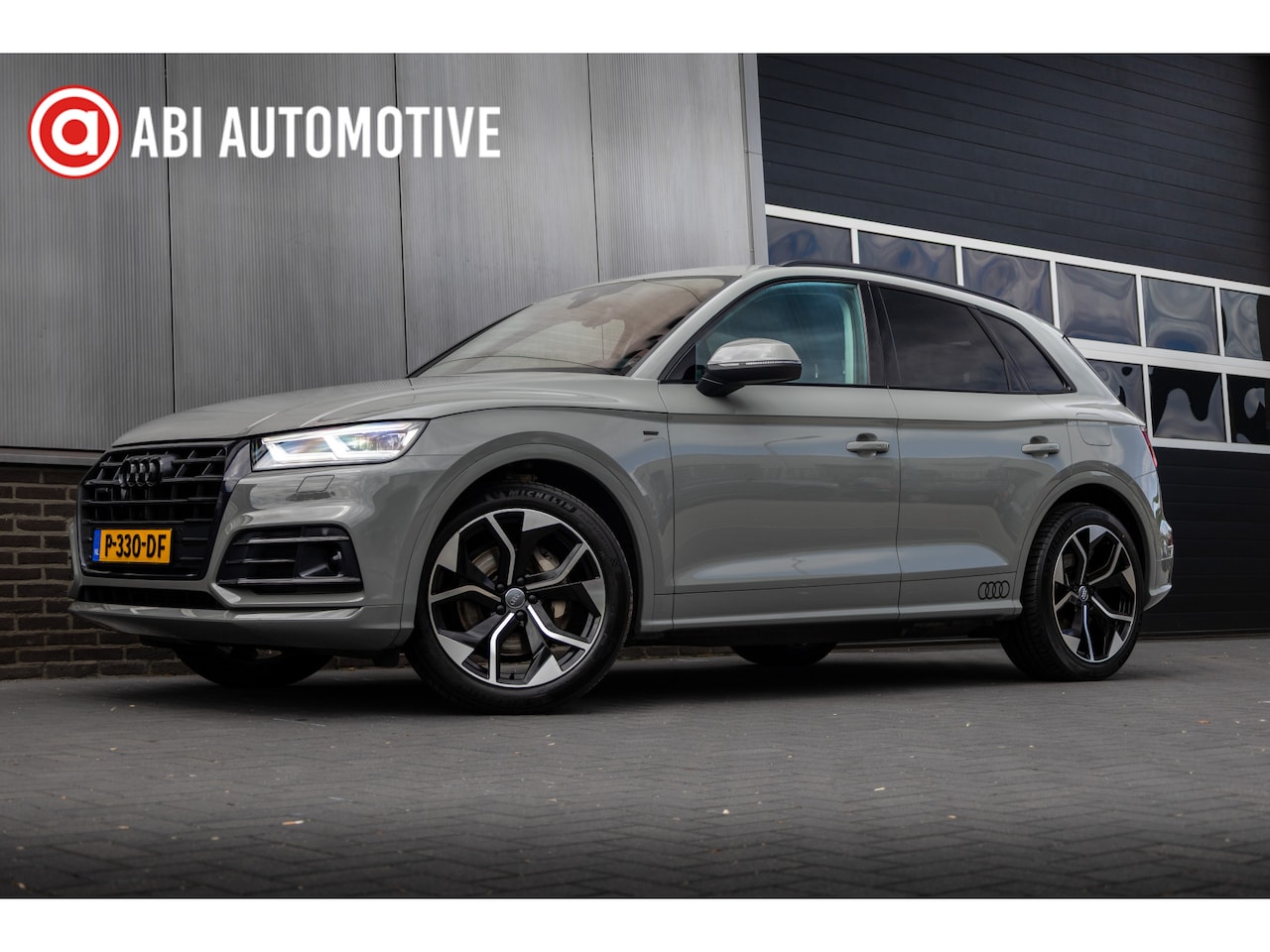 Audi Q5 - 55 TFSI e 367 pk Quattro S-Edition / Lucht-Vering/ Quantum-Grey/ Matrix-Led/ Keyless/ Virt - AutoWereld.nl