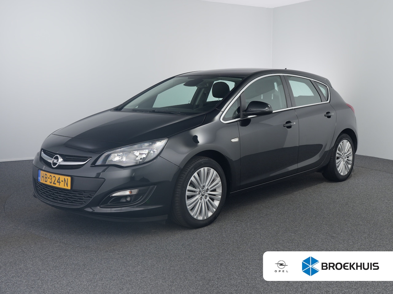 Opel Astra - | Airco (handmatig) | Lichtmetalen velgen 17" | Navigatie Factory - AutoWereld.nl