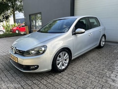 Volkswagen Golf - 1.4 TSI Highline / Nieuwstaat / Trekhaak /