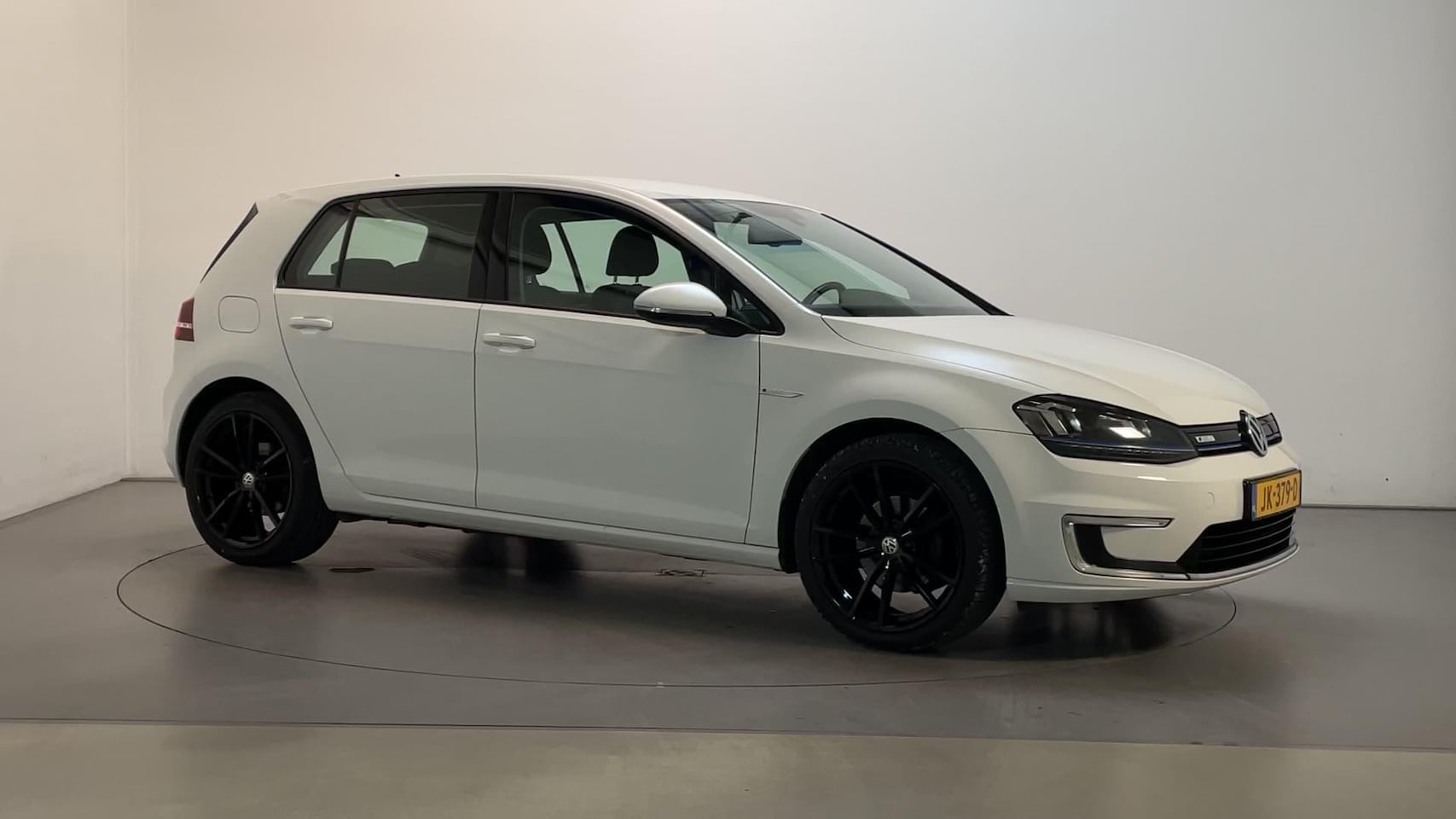 Volkswagen e-Golf - Navigatie App-Connect Climate Control - AutoWereld.nl