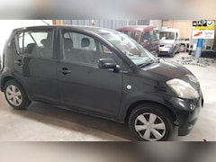 Daihatsu Sirion 2 - 1.0-12V Premium Nieuwe koppeling