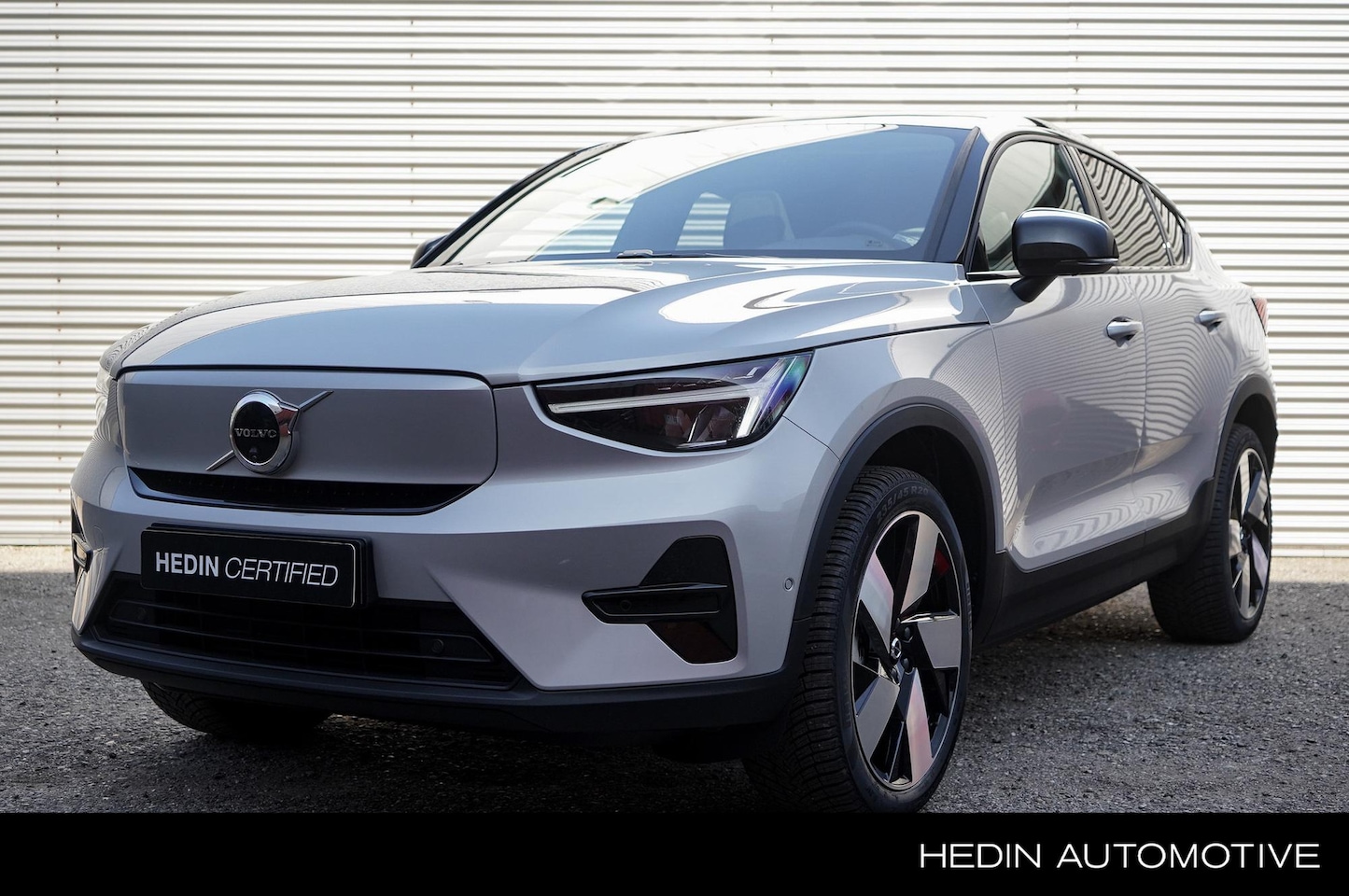 Volvo EC40 - Single Motor Extended Range Ultra 82 kWh | MicroTech Dawn bekleding | Extra getint glas ac - AutoWereld.nl