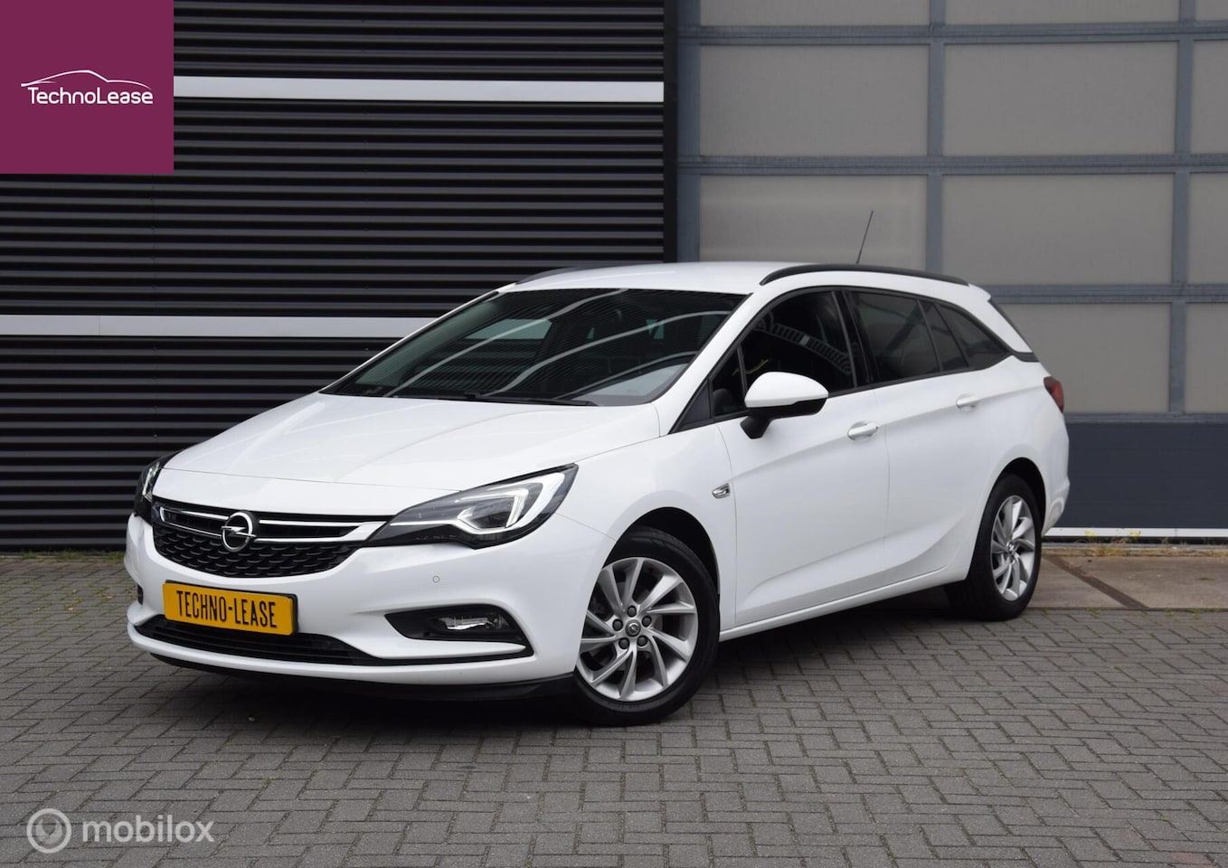 Opel Astra Sports Tourer - 1.0 Turbo Innovation Apple Carplay navi PDC - AutoWereld.nl