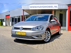 Volkswagen Golf - 2.0 TDI 150pk Highline Virtual Displ|1e Eig|Navi|Clima|LMV