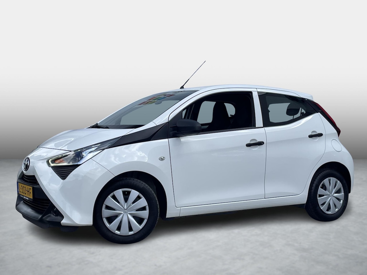 Toyota Aygo - 1.0 VVT-i x-fun 1.0 VVT-i x-fun - AutoWereld.nl