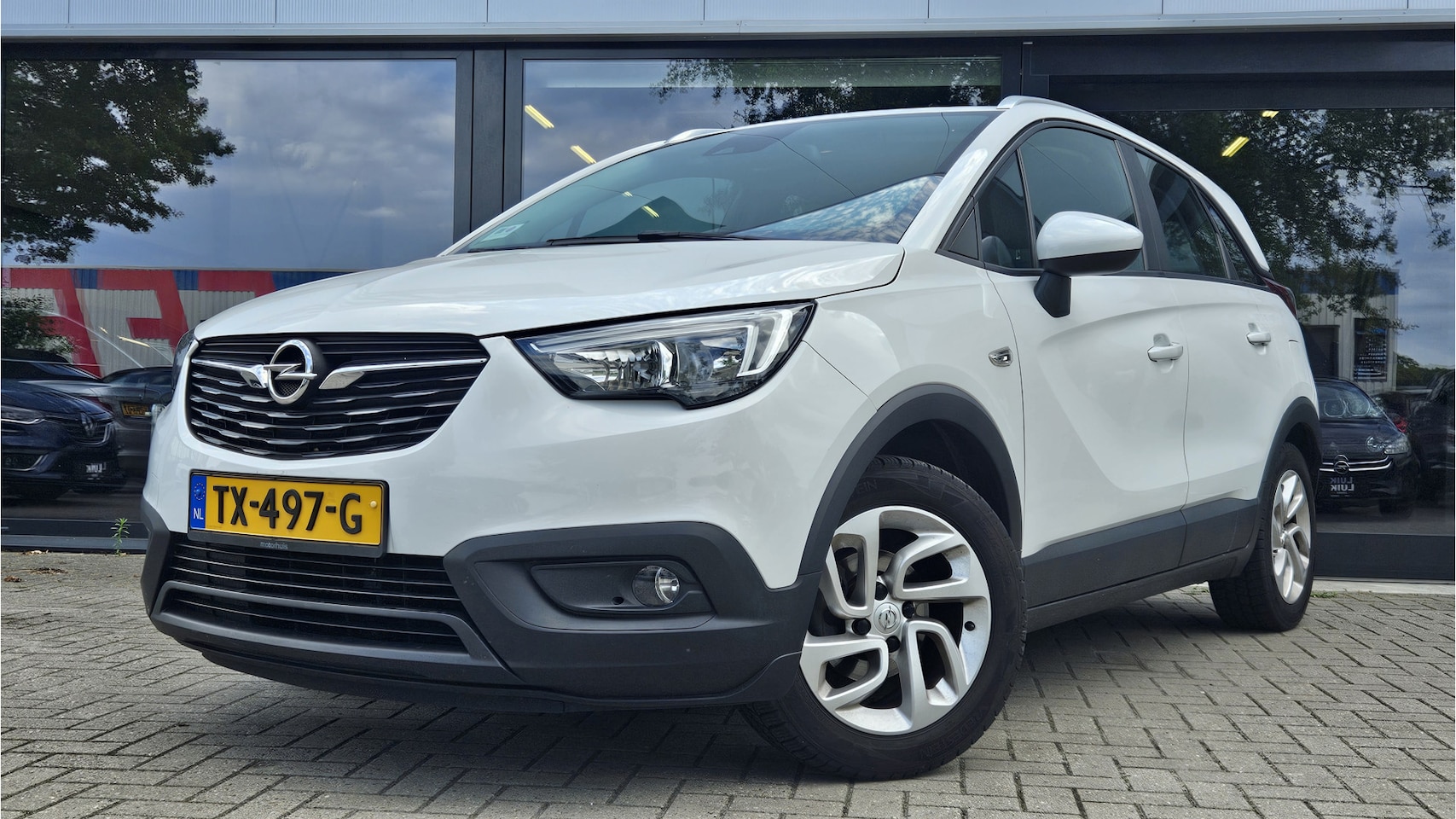Opel Crossland X - 1.2 Innovation + STOEL STUUR VOORRUIT VERWARMING - AutoWereld.nl