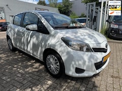 Toyota Yaris - 1.0 VVT-i Access 5 deurs, airco, elec pakket camera, naci, stoel verwarming, nwe apk, mult