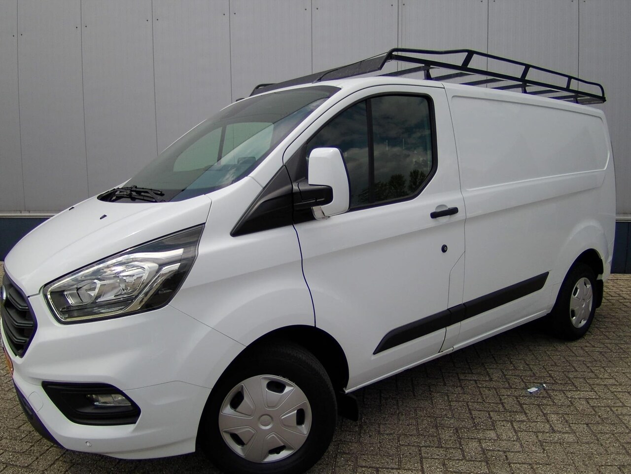 Ford Transit Custom - GB 2.0 TDCi 105PK 280 L1H1 Trend Trekhaak / Imperial / Navigatie - AutoWereld.nl