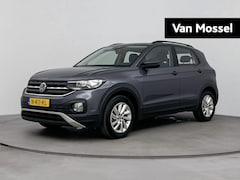 Volkswagen T-Cross - 1.0 TSI Life | 16 Inch Velgen | Airco | Cruise control | Apple carplay |