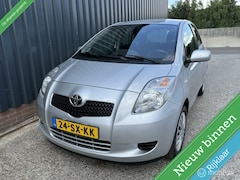 Toyota Yaris - 1.3 VVTi Sol NAP/BOEKJE/AIRCO/5DEURS/CV/LANGE APK