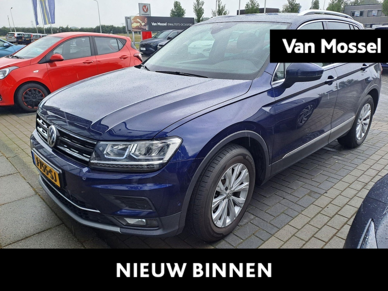 Volkswagen Tiguan - 1.4 TSI ACT Highline | 150 PK | Automaat | Stoel en Stuurverwarming | Keyless | Navigatie - AutoWereld.nl