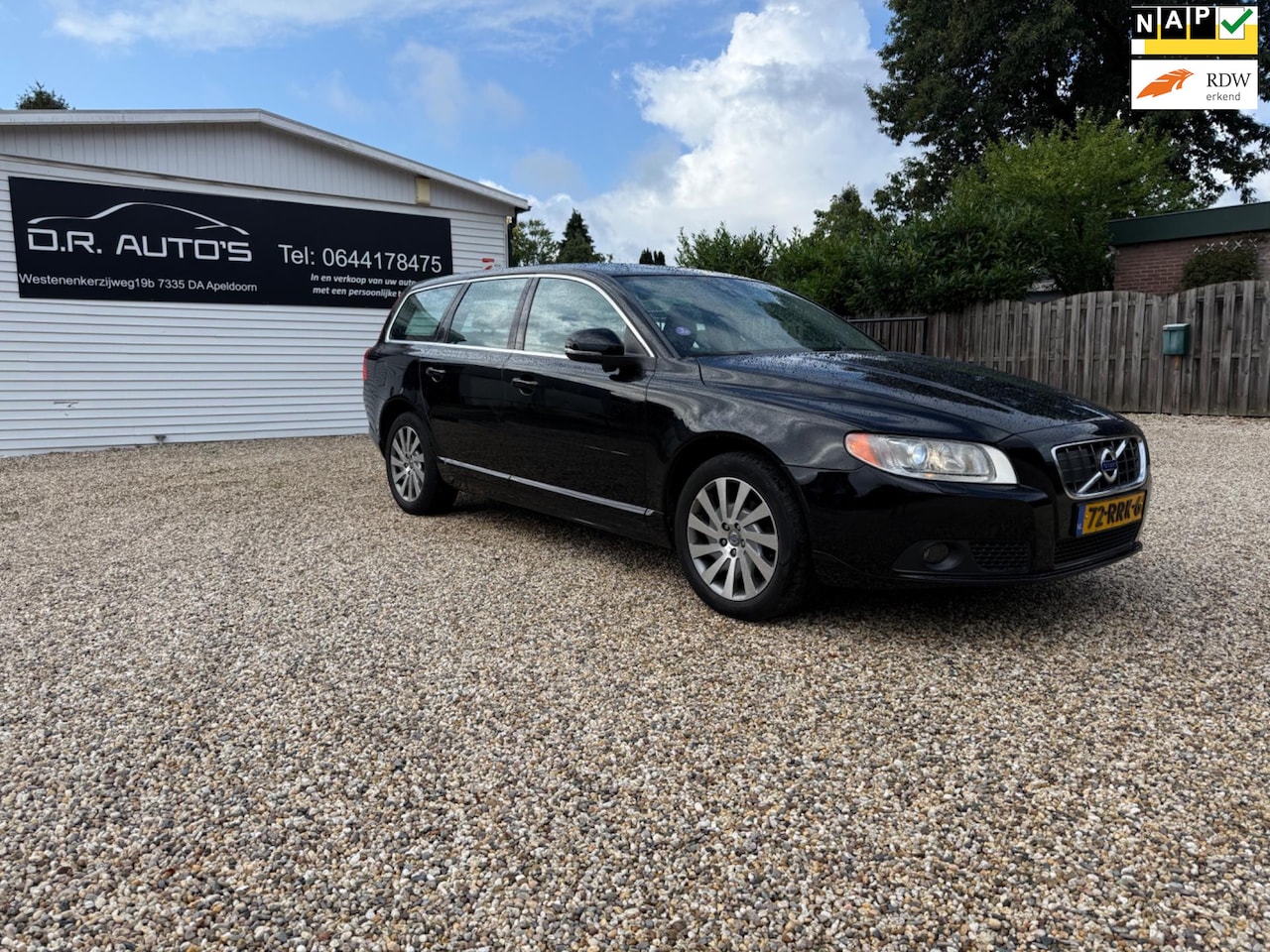 Volvo V70 - 1.6 T4 Limited Edition 1.6 T4 Limited Edition - AutoWereld.nl