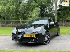 Alfa Romeo Giulietta - 1.7 TBi Quadrifoglio Verde | Cruise + Clima + Leder |