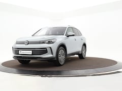 Volkswagen Tiguan - 1.5 204pk DSG eHybrid Life Edition · Camera · Apple/Android Car Play · Dodehoek Detectie ·