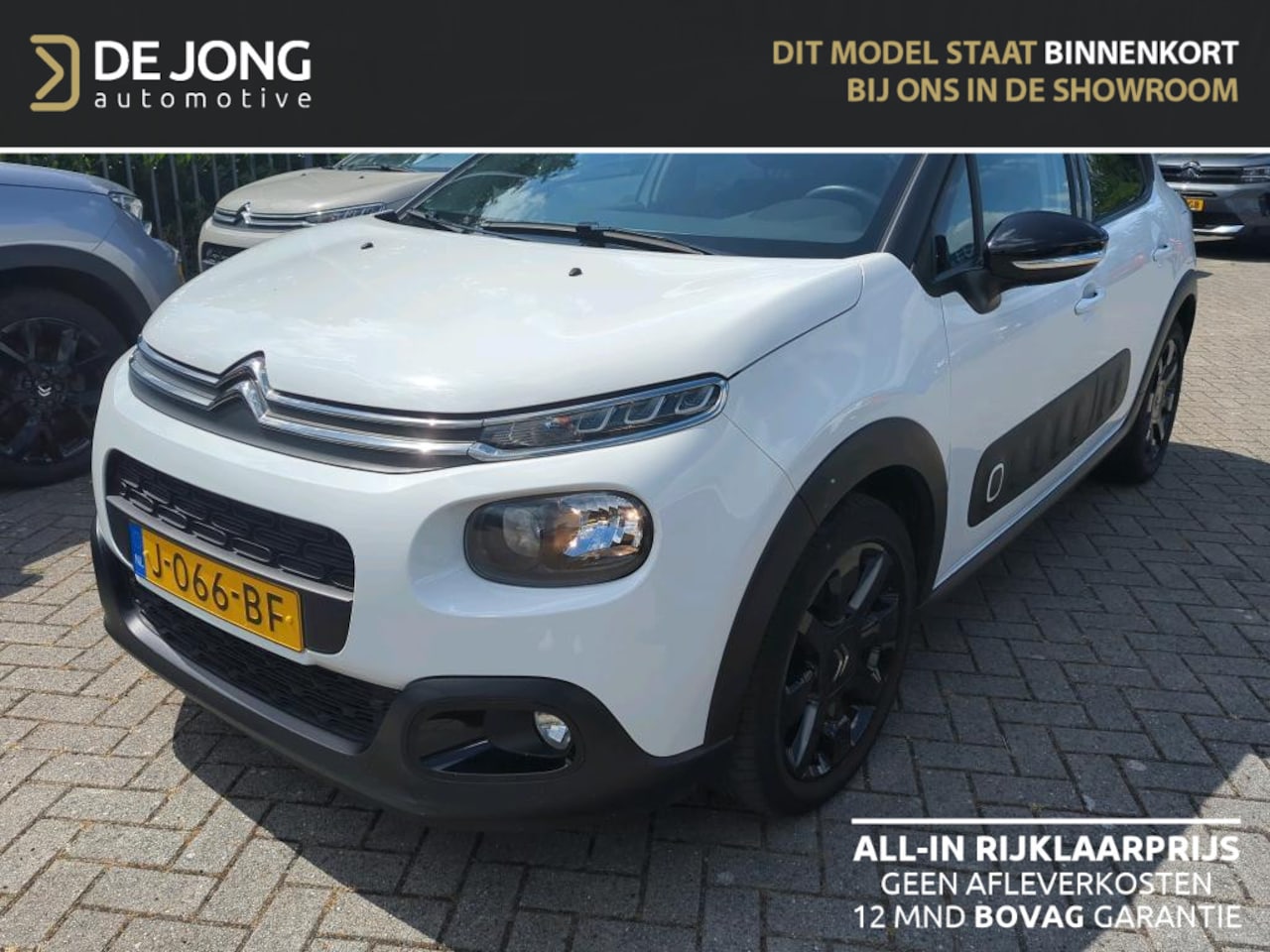 Citroën C3 - 1.2 PureTech Shine Apple Carplay/Duo-Tone/17"Velgen/Navi/Camera/GEEN AFLEVERKOSTEN - AutoWereld.nl