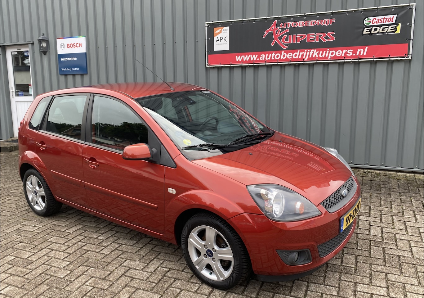 Ford Fiesta - 1.3-8V Futura XL Lm.velgen.Clima.Pdc.Audio - AutoWereld.nl