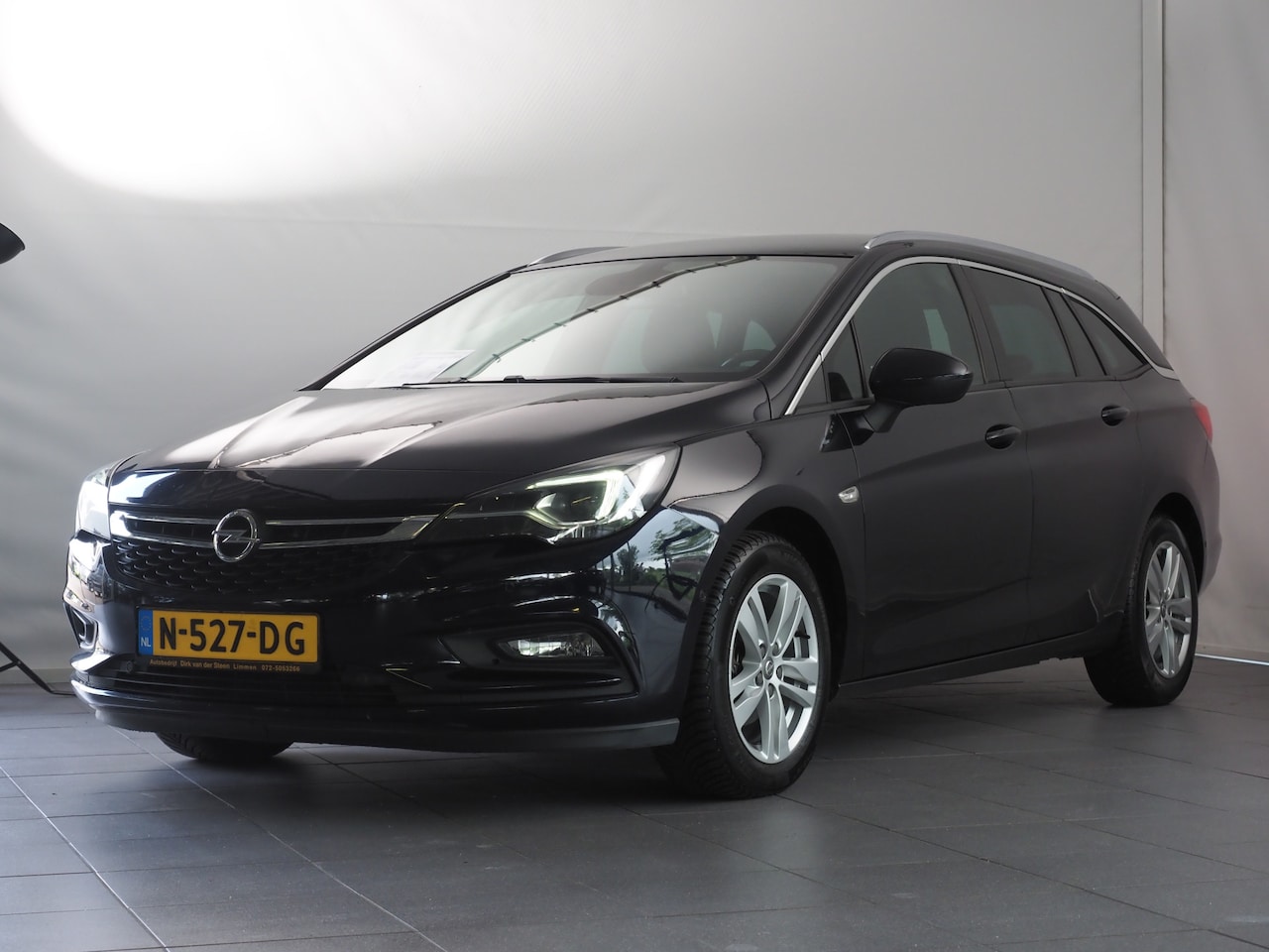 Opel Astra Sports Tourer - 1.4 Turbo Business+ | Dodehoekdetectie | Stuurwiel En Voorstoelen Verwarmd | Achteruitrijc - AutoWereld.nl