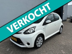 Toyota Aygo - 1.0 VVT-i Aspiration - Airco - 1e Eigenaar