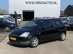 Ford Fiesta - 1.3-8V Style, APK TOT 11-06-26, STUURBEKRACHTIGING, RADIO-CD, AIRBAGS, LM-VELGEN