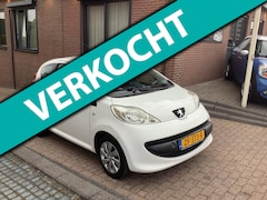 Peugeot 107 - 1.0-12V XR