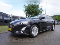 Ford Focus Wagon - 1.0 EcoBoost 125pk Titanium Business Automaat Multi Media