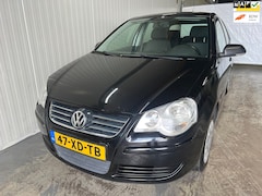 Volkswagen Polo - 1.4-16V Optive