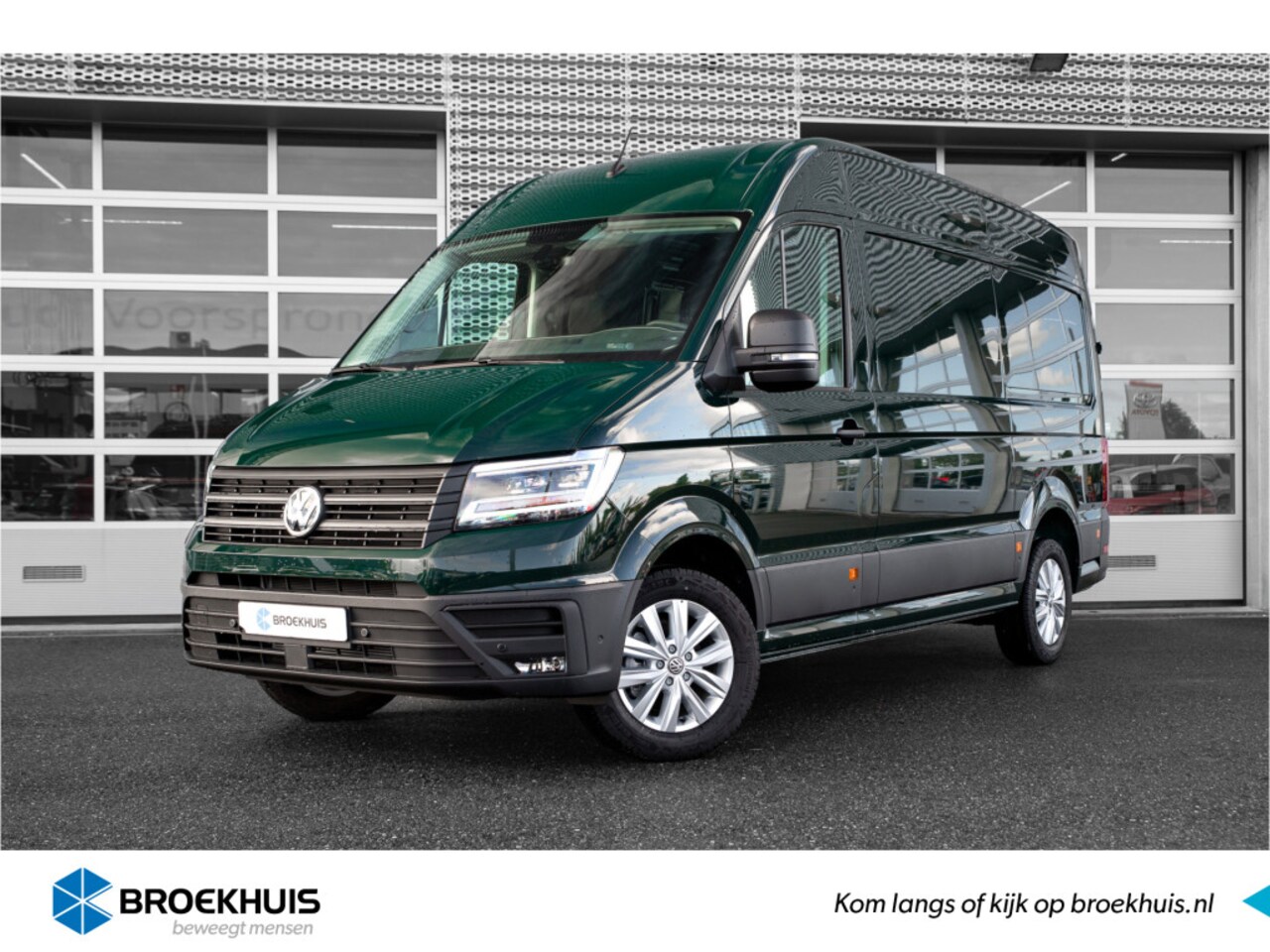 Volkswagen Crafter - Exclusive 177 pk | Ontario Green | Navi | Led | Adaptive Cruise | Camera | - AutoWereld.nl