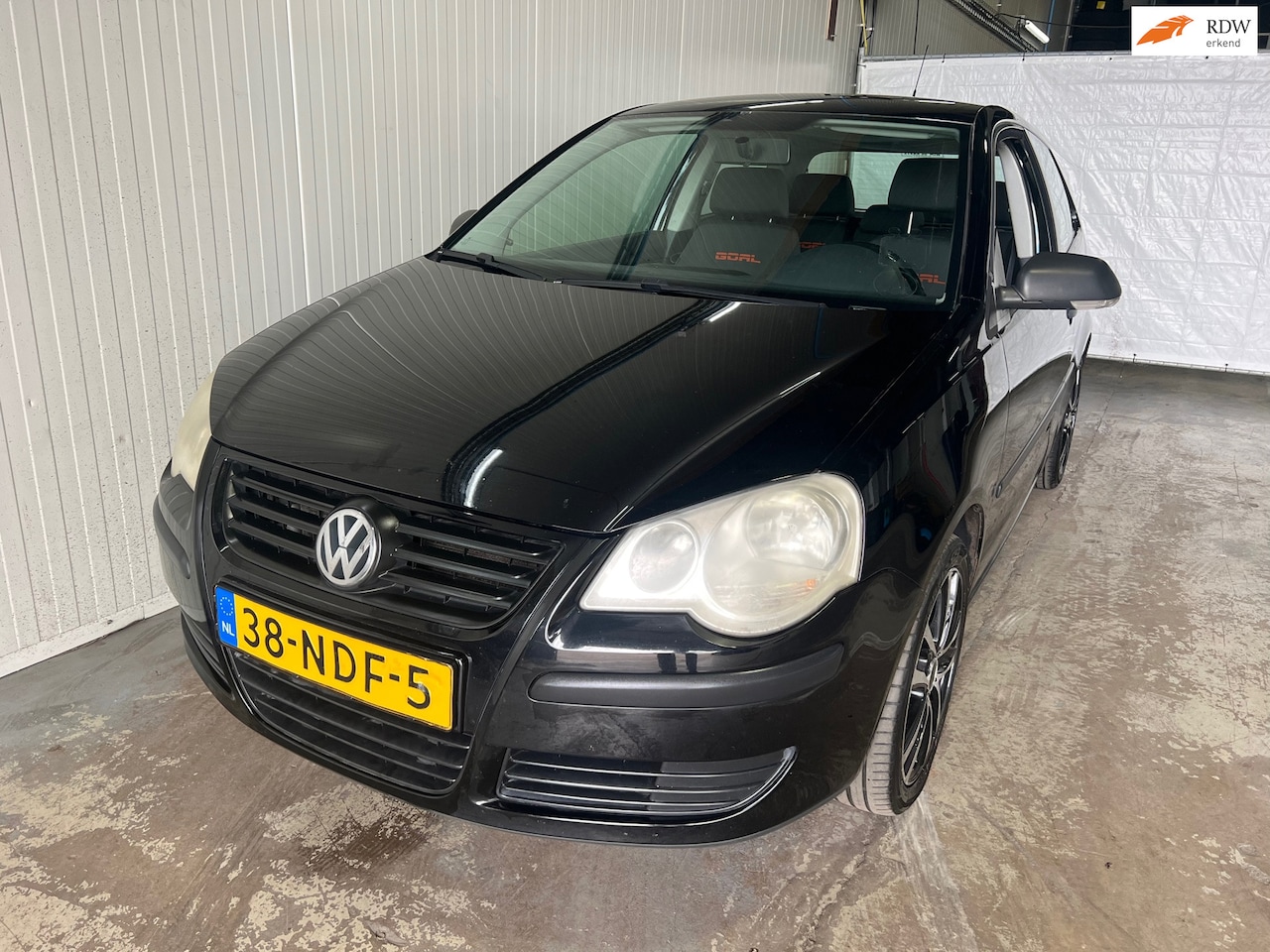 Volkswagen Polo - 1.2-12V Trendline 1.2-12V Trendline - AutoWereld.nl