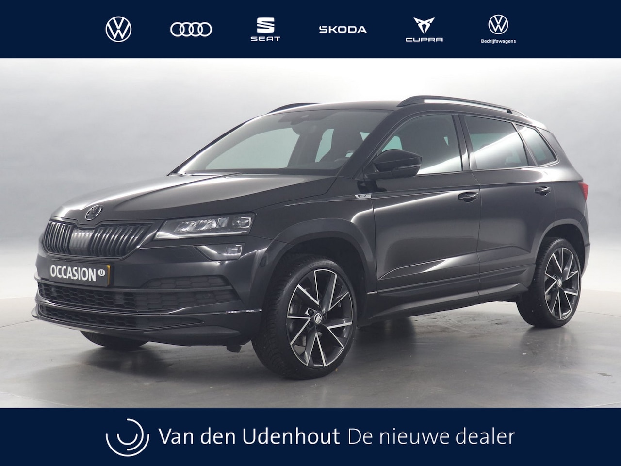 Skoda Karoq - 1.5 TSI 150pk ACT Sportline Business DSG / Navigatie / Stoelverwarming / Camera / Trekhaak - AutoWereld.nl