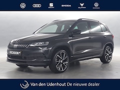 Skoda Karoq - 1.5 TSI 150pk ACT Sportline Business DSG / Navigatie / Stoelverwarming / Camera / Trekhaak