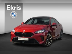 BMW 2-serie Gran Coupé - 220 M Sportpakket Pro 19'' / Panoramadak / Comfort Access / Driving Assistant / Trekhaak
