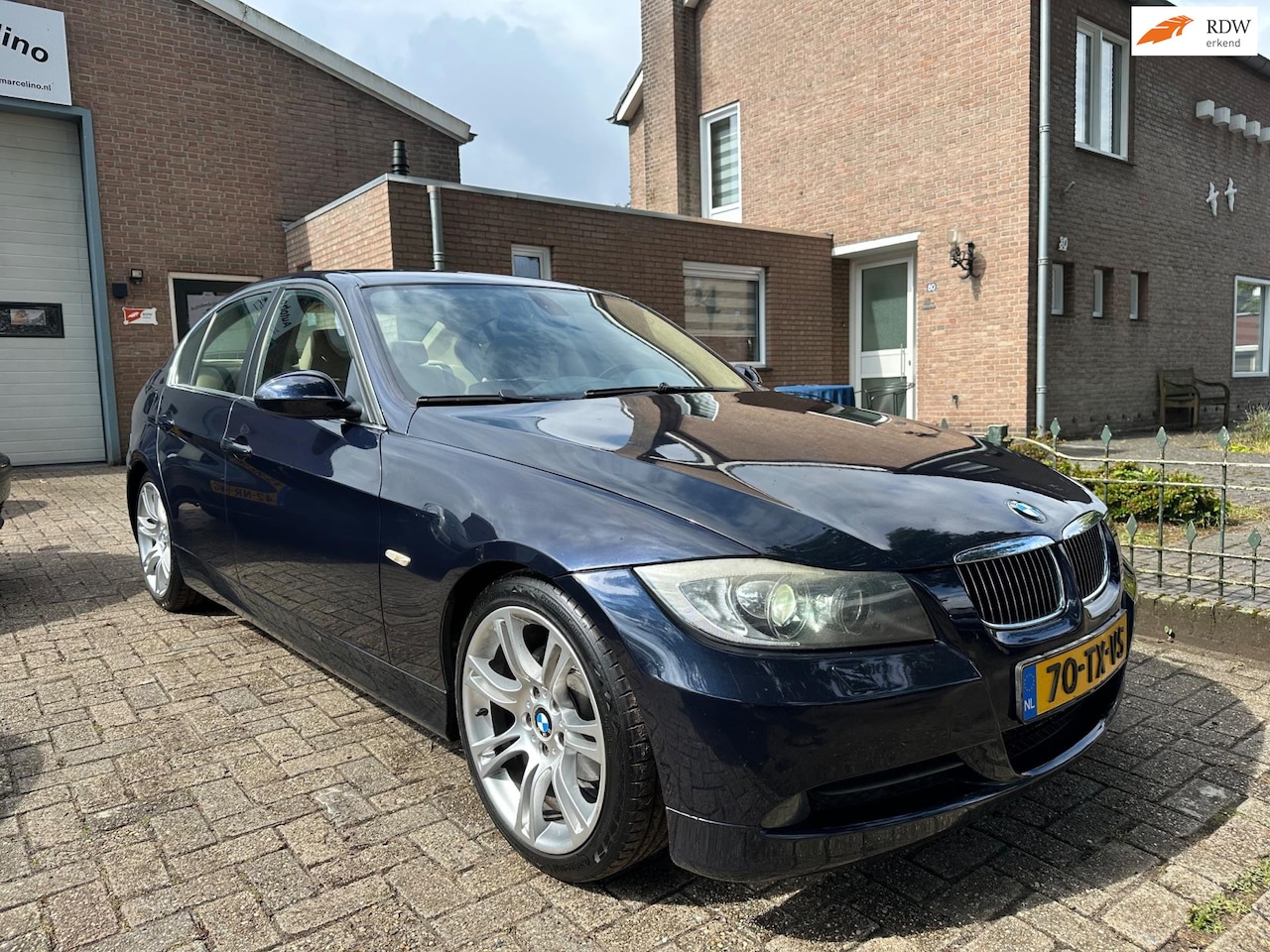 BMW 3-serie - 325i High Executive 325i High Executive - AutoWereld.nl