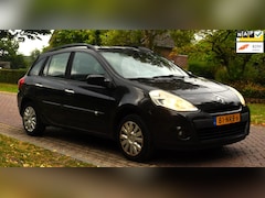 Renault Clio Estate - 1.2-16V Sélection Business Met cruise-control, trekhaak en nog veel meer