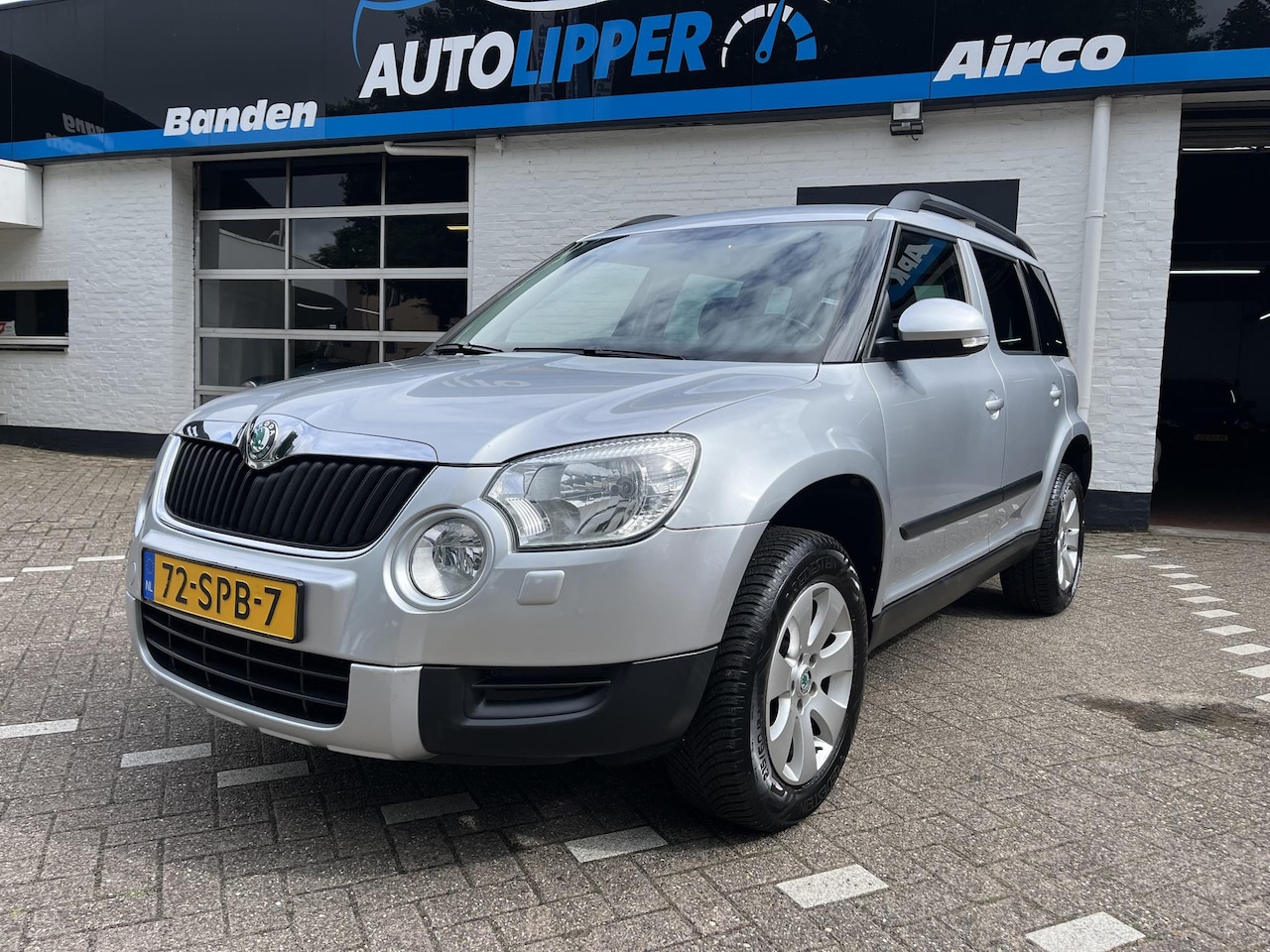Skoda Yeti - 1.4 TSI Tour /Navigatie - AutoWereld.nl