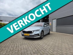 Skoda Octavia Combi - 1.4 TSI iV PHEV Business Edition Plus HUD|Keyless|Airco Achter|