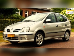 Nissan Almera Tino - 1.8 Tekna met airco, trekhaak, elek. ramen en meer