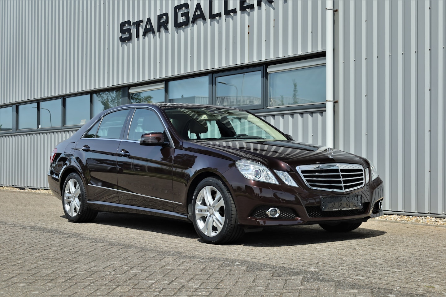 Mercedes-Benz E-klasse - E 350 Avantgarde 24582km Youngtimer - AutoWereld.nl