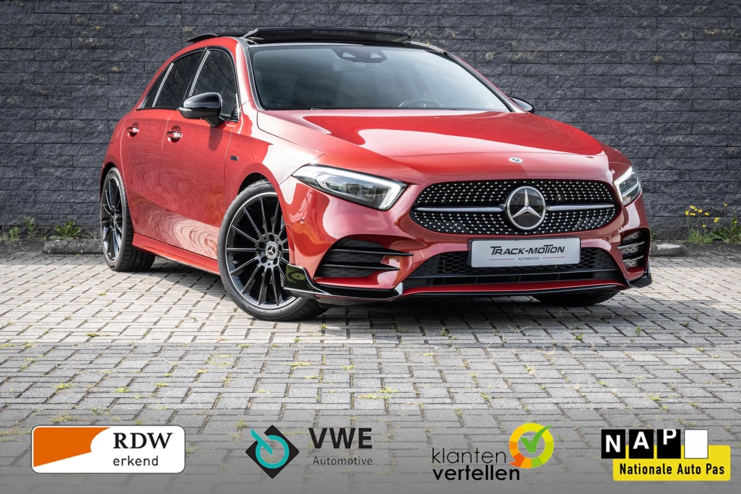 Mercedes-Benz A-klasse - 250 e Business Solution AMG Limited Panoramadak - AutoWereld.nl