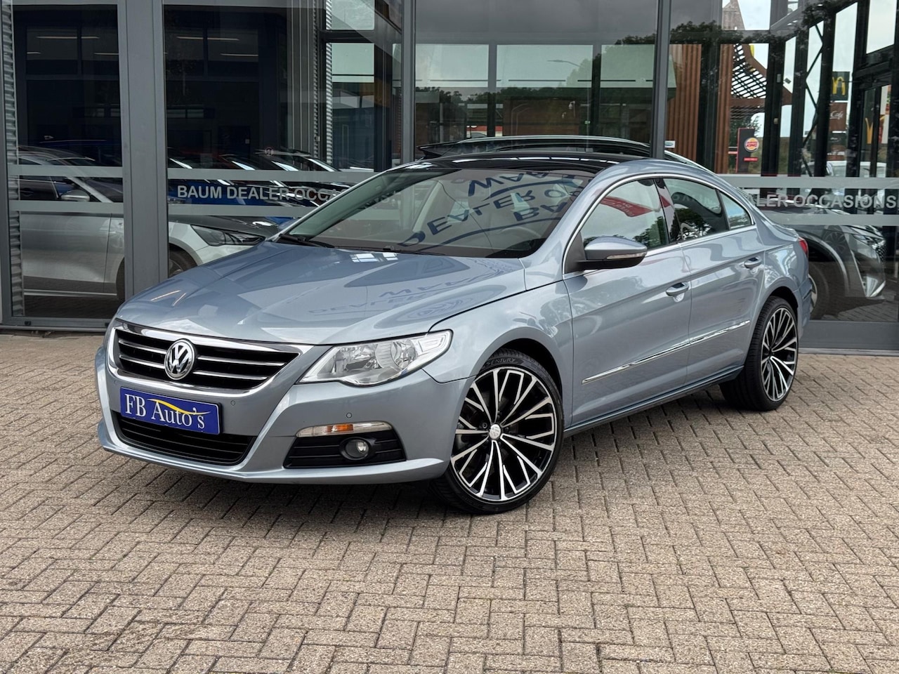 Volkswagen Passat CC - 1.8 TSI 4p. Airco Lmv Navi Cruise Schuifkanteldak - AutoWereld.nl