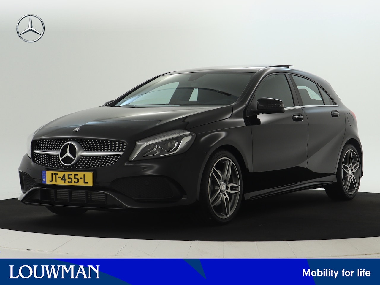 Mercedes-Benz A-klasse - 180 AMG Sportpakket | Panoramadak | Stoelverwarming | Sfeerverlichting | LED | Navigatie | - AutoWereld.nl
