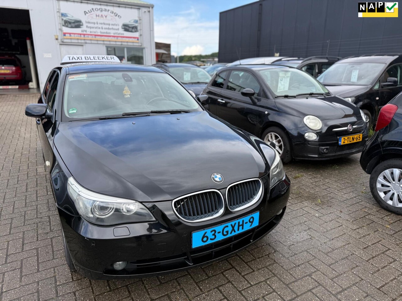 BMW 5-serie Touring - 525d Business 525d Business, Taxi Klaar - AutoWereld.nl