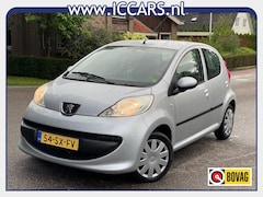Peugeot 107 - 1.0 - APK 06-2026 - 5 deuren - CV - Elektr ramen