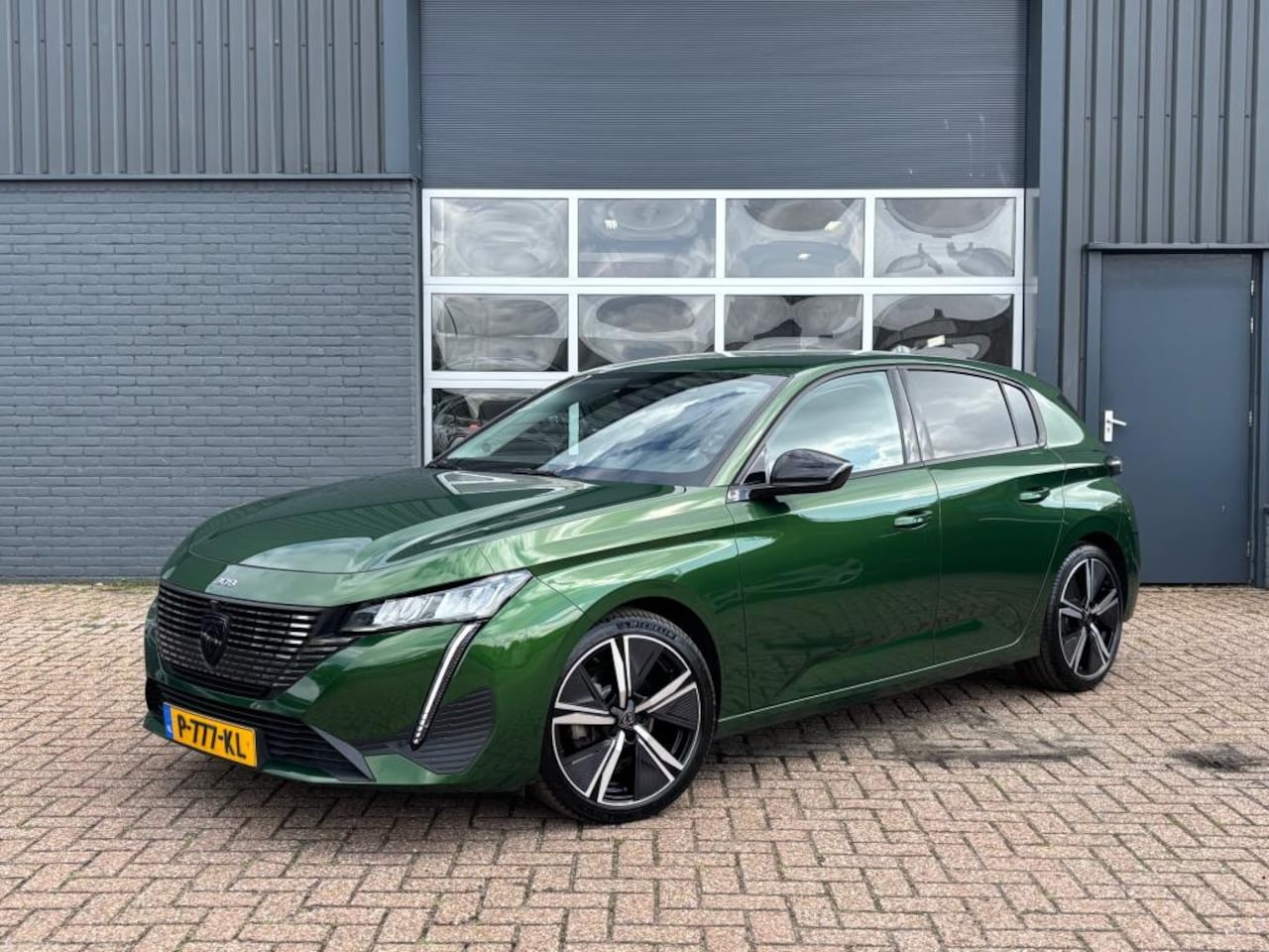 Peugeot 308 - 1.2 PureTech Allure Pack Business 18” GT velgen 360 graden camera - AutoWereld.nl